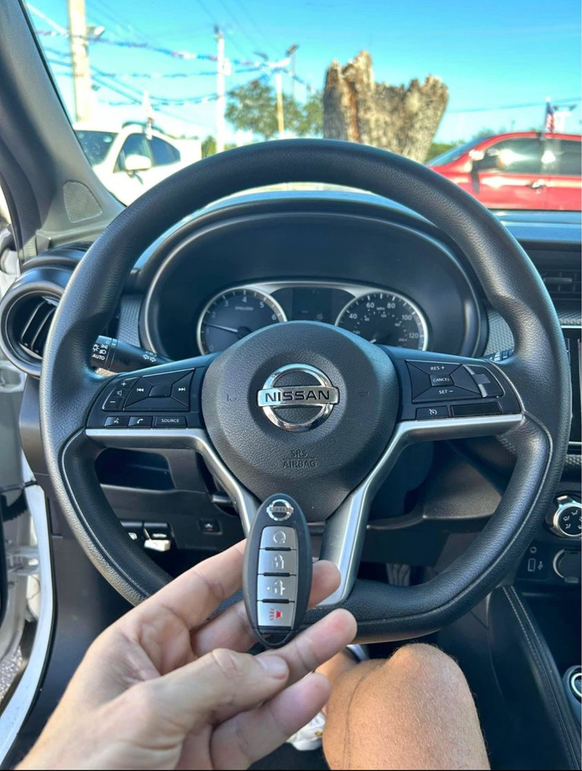 DOCTOR LOCKSMITH