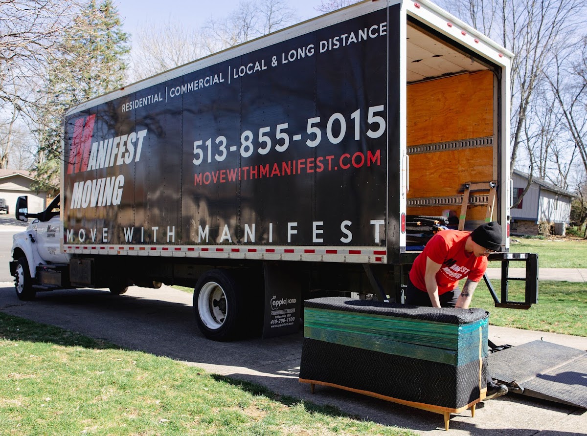 Manifest Moving