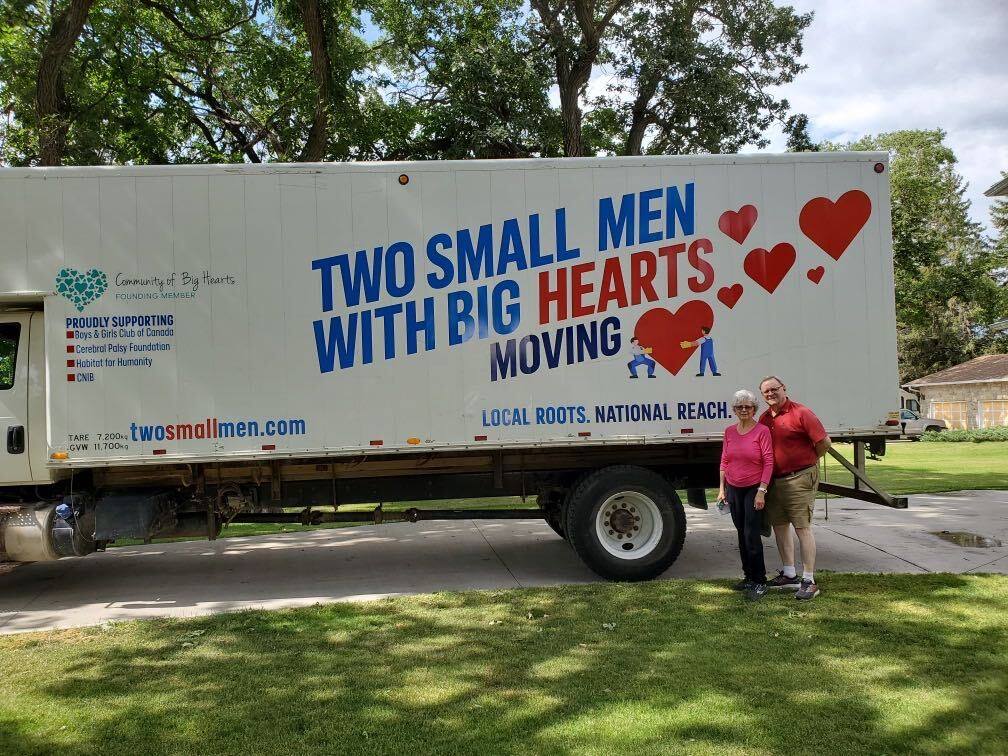 Two Small Men with Big Hearts Moving Company - Grande Prairie