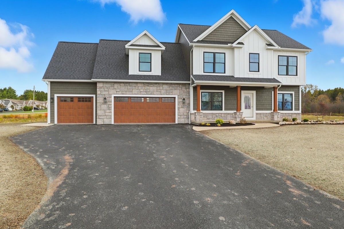 Pinnacle Homes