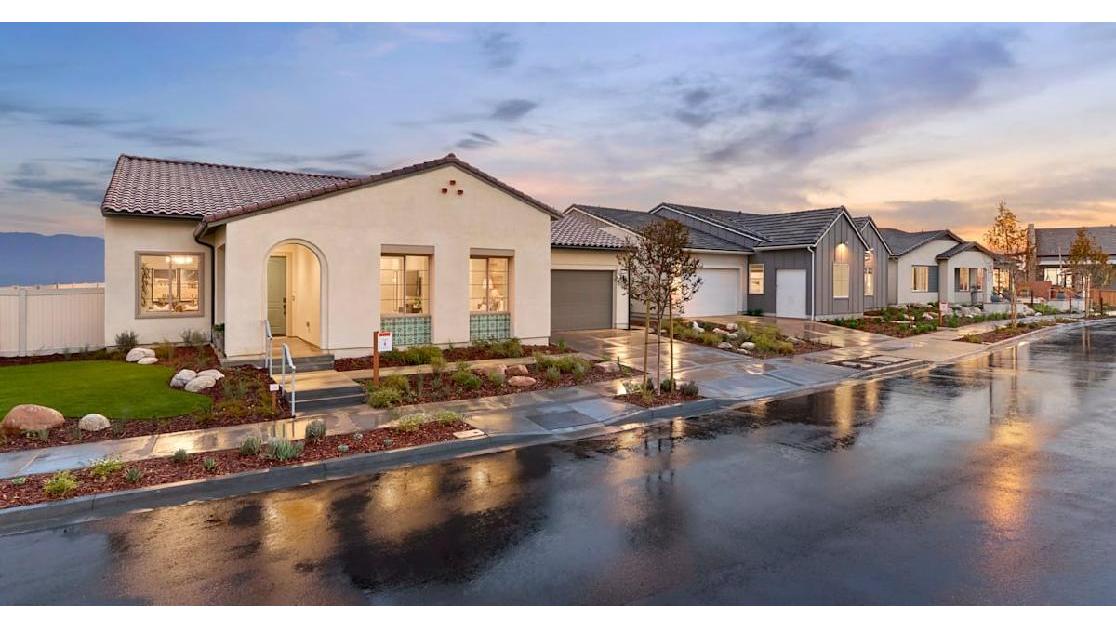 Altis at Skyline by Tri Pointe Homes