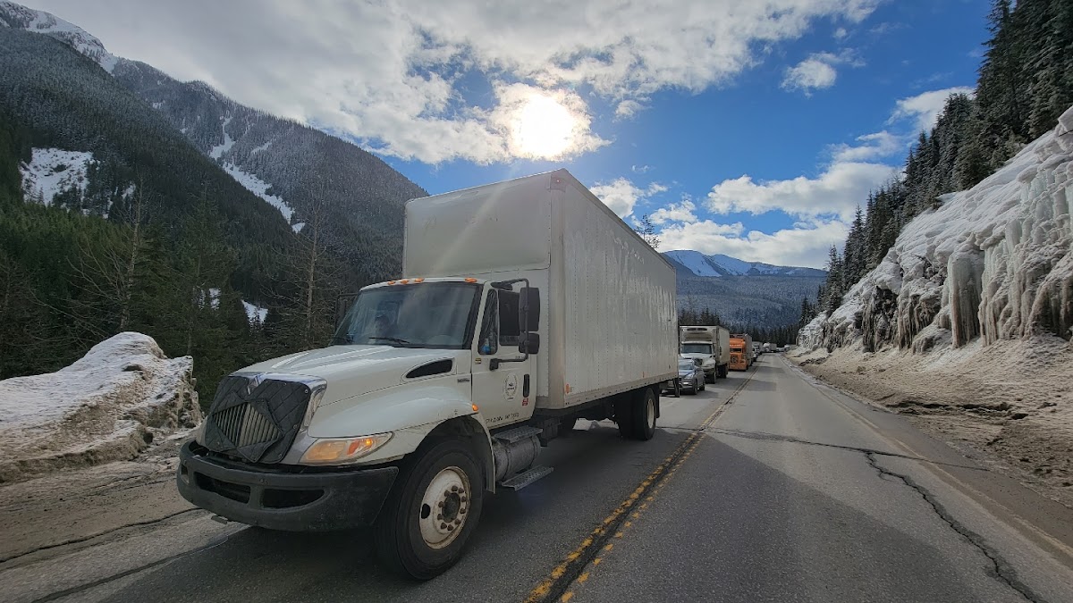 Maki & Sons moving