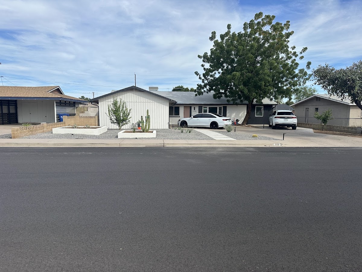 Lion Landscaping AZ LLC