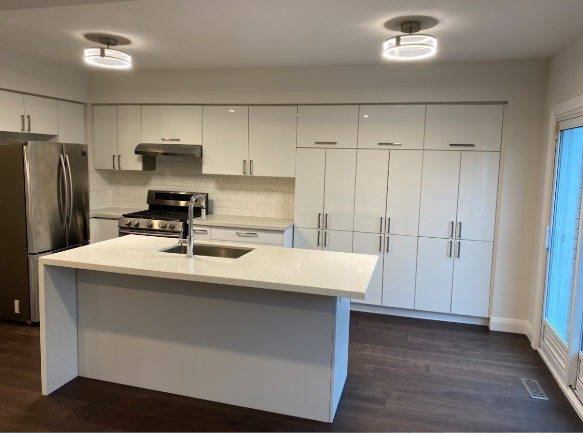 Aurora Construction & Renovatio