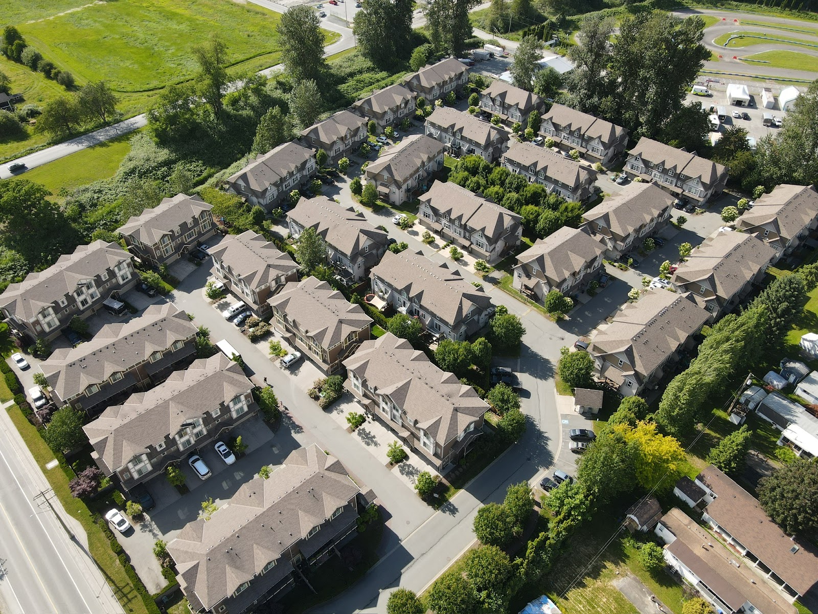 Alphanova Roofing
