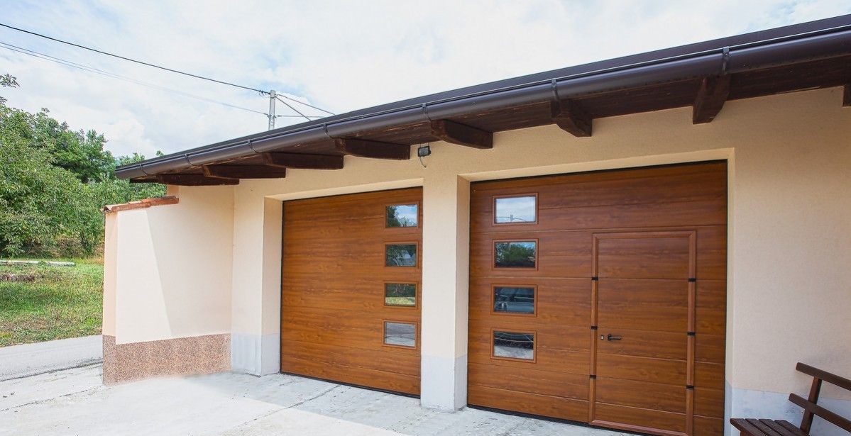 Liftzar Garage Door Repairs Petaluma