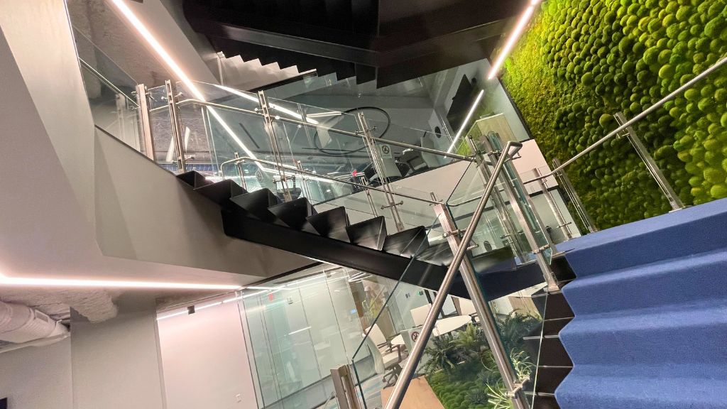 Glassprom LLC