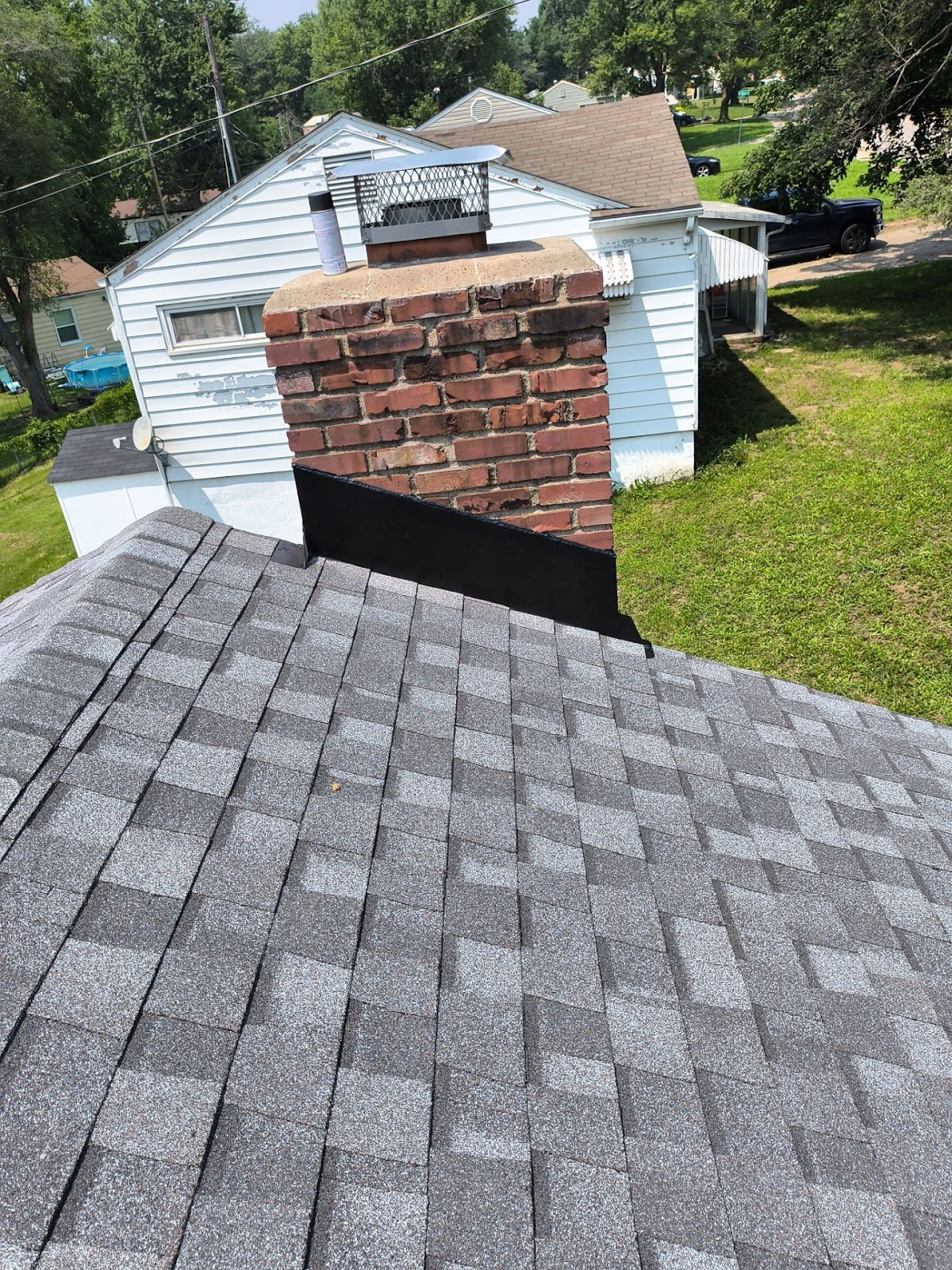 Pro Roofers LLC