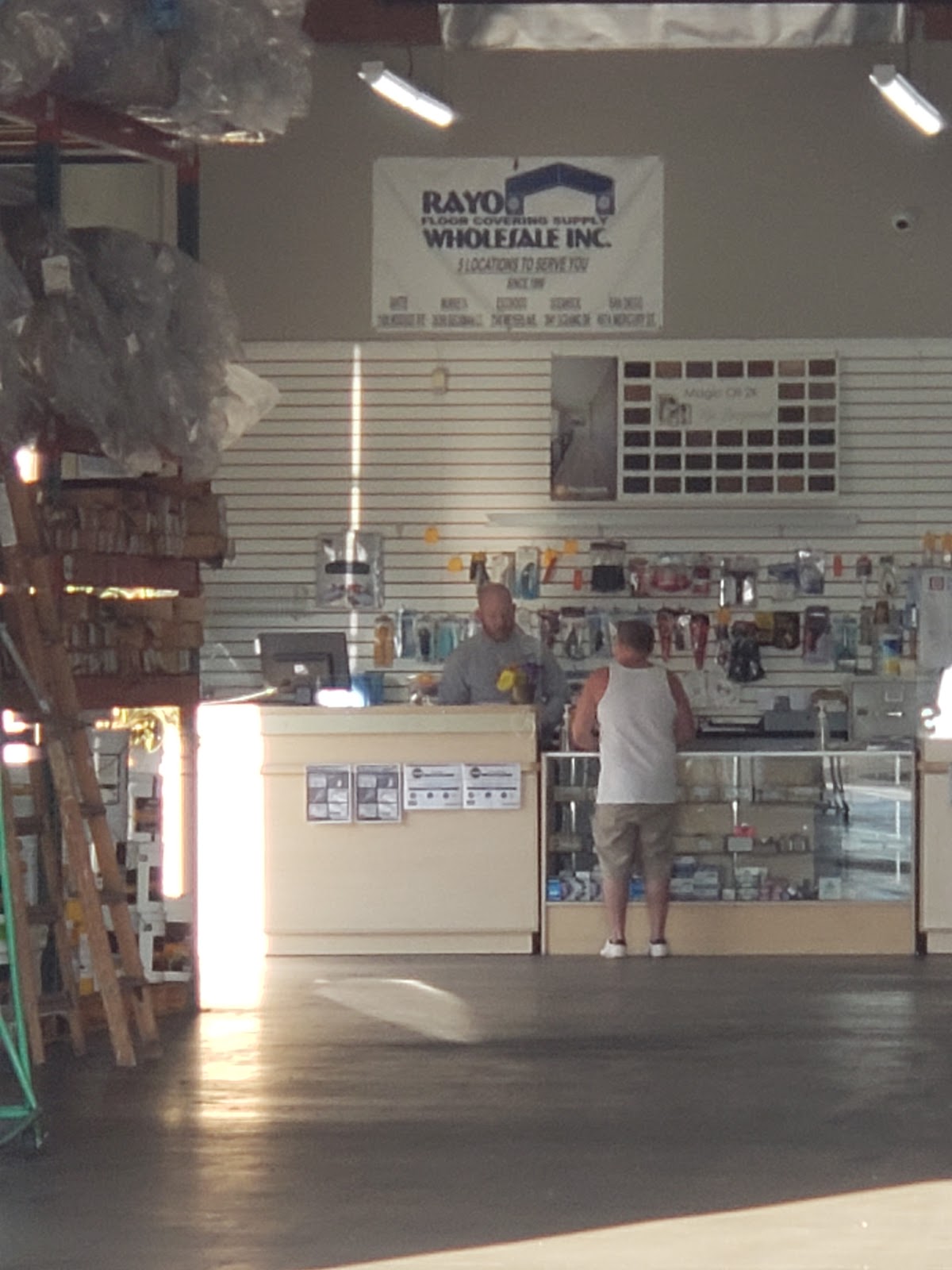 Rayo Wholesale Floorcovering