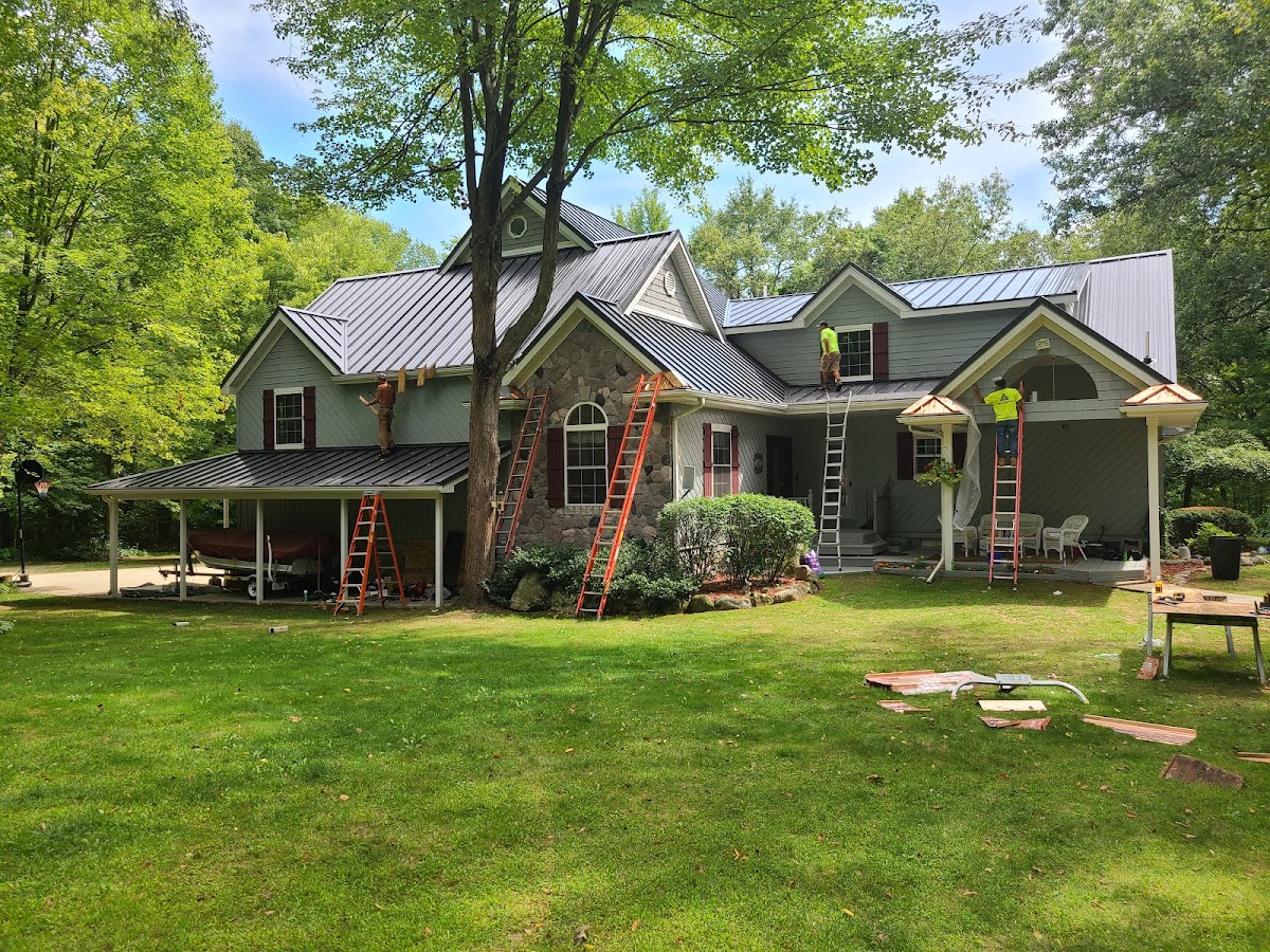 CS Roofing Company / FixRoof
