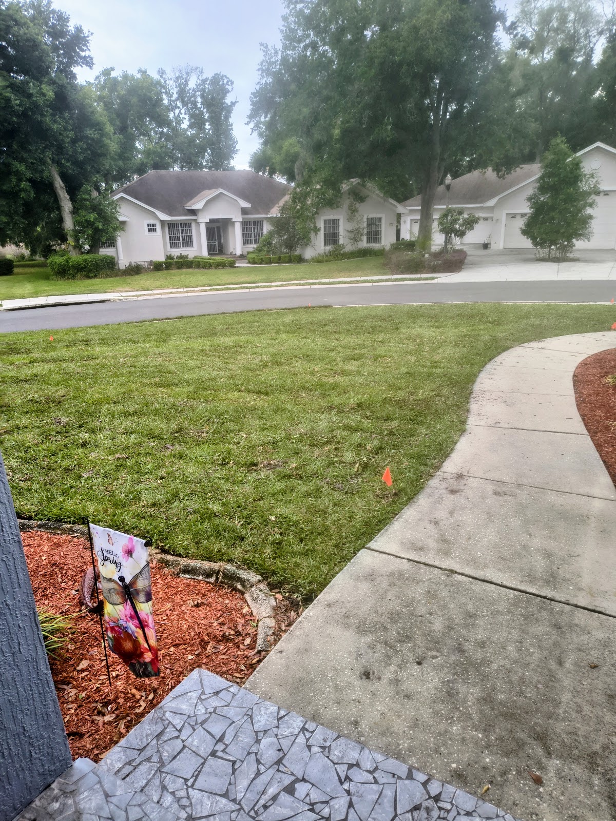 Dreamers Landscape and Lawn Care Service LLC