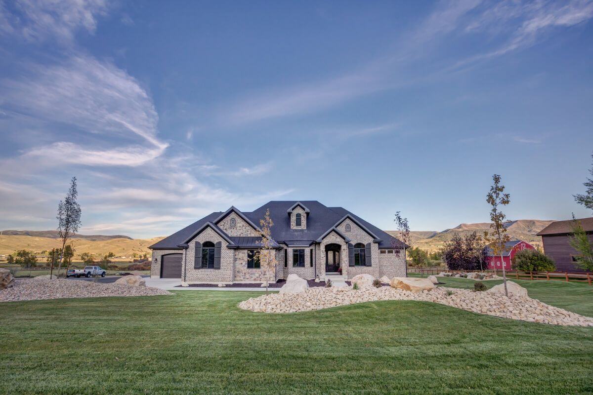 Flint Custom Homes (Layton, UT)