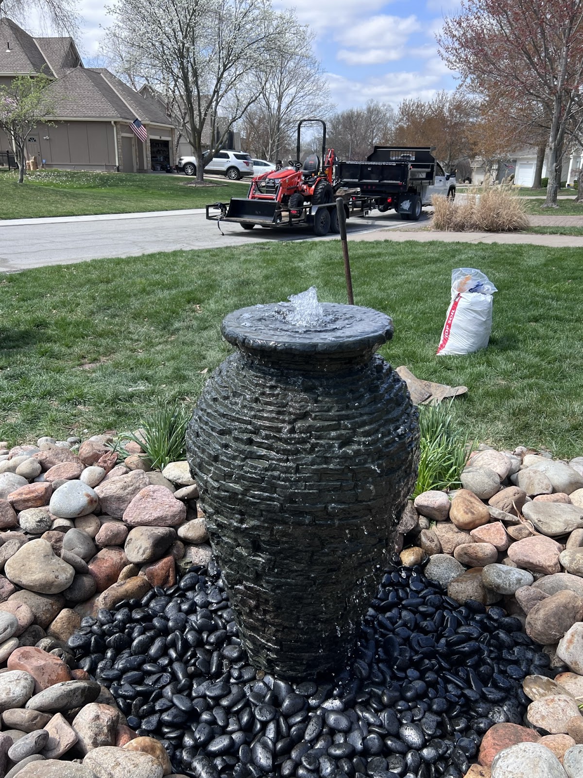 WIlliams lawn &total maintenance ,LLC