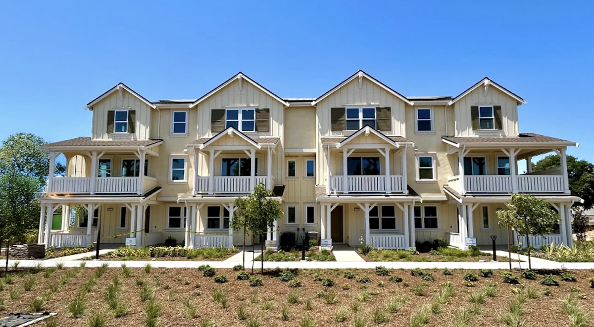 Arroyo Crossings by Trumark Homes