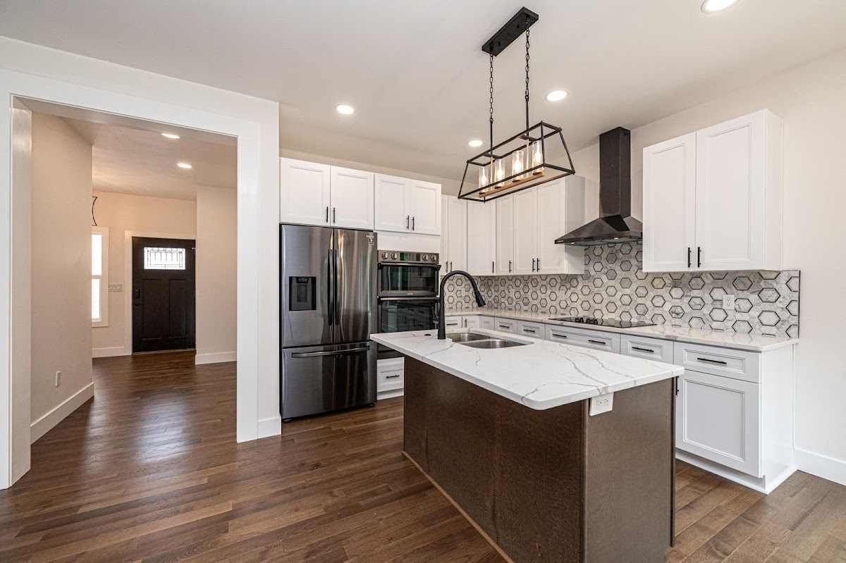 Honeybee Homes Kitchens and Baths