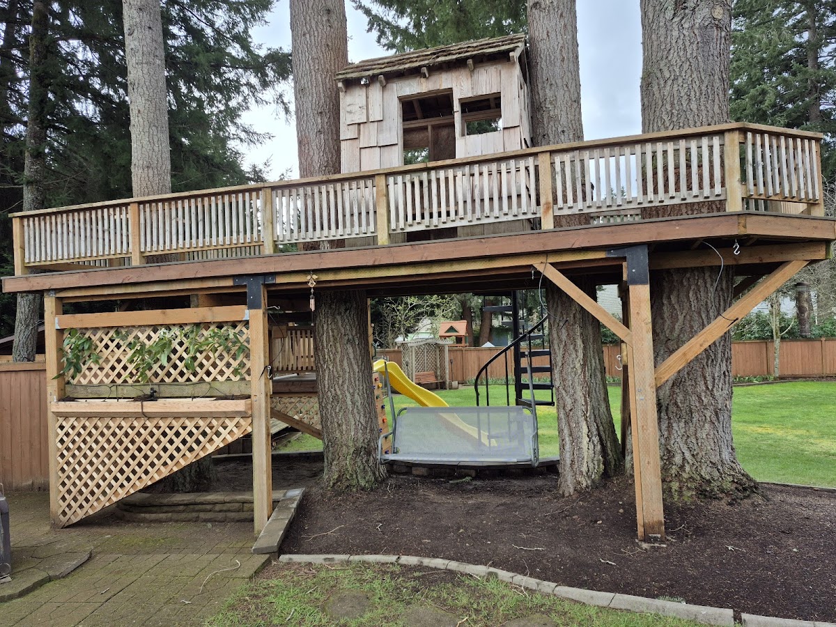 Woodpecker Construction - Olympia Home Remodeling, Custom Home Builder