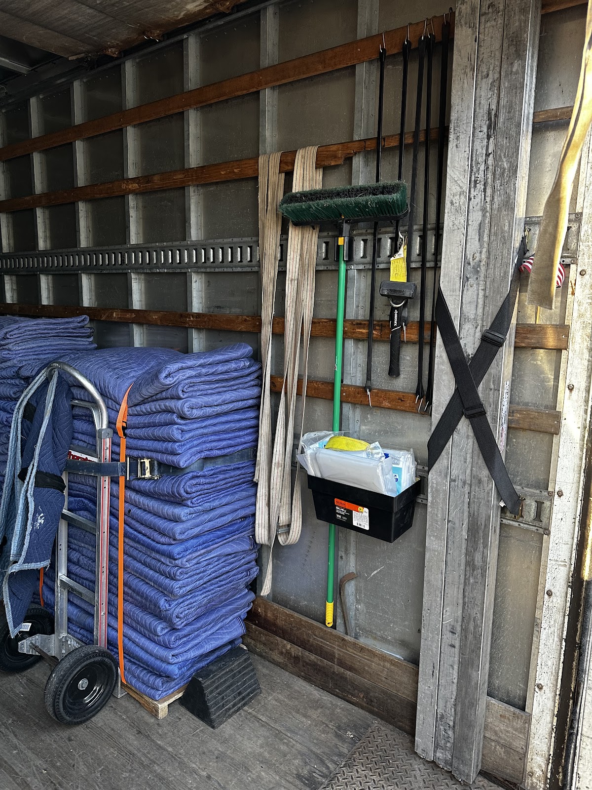 Cisco's Moving Services