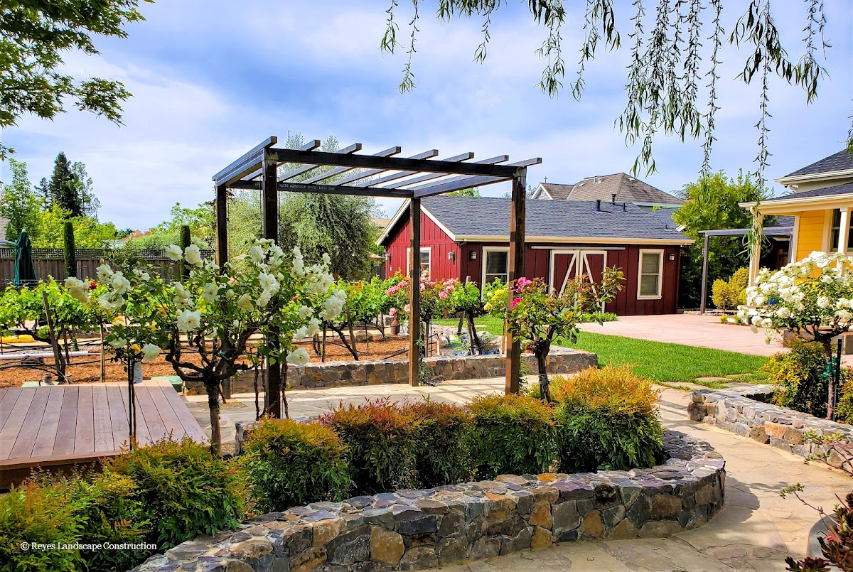 Reyes Landscape Construction