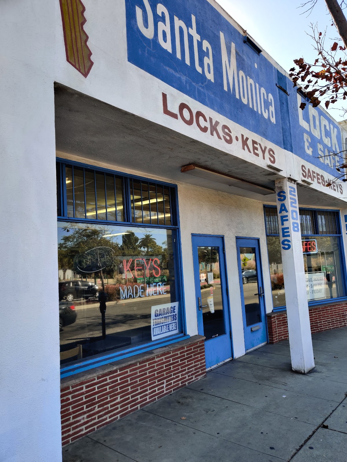 Santa Monica Lock & Safe Co., Inc.