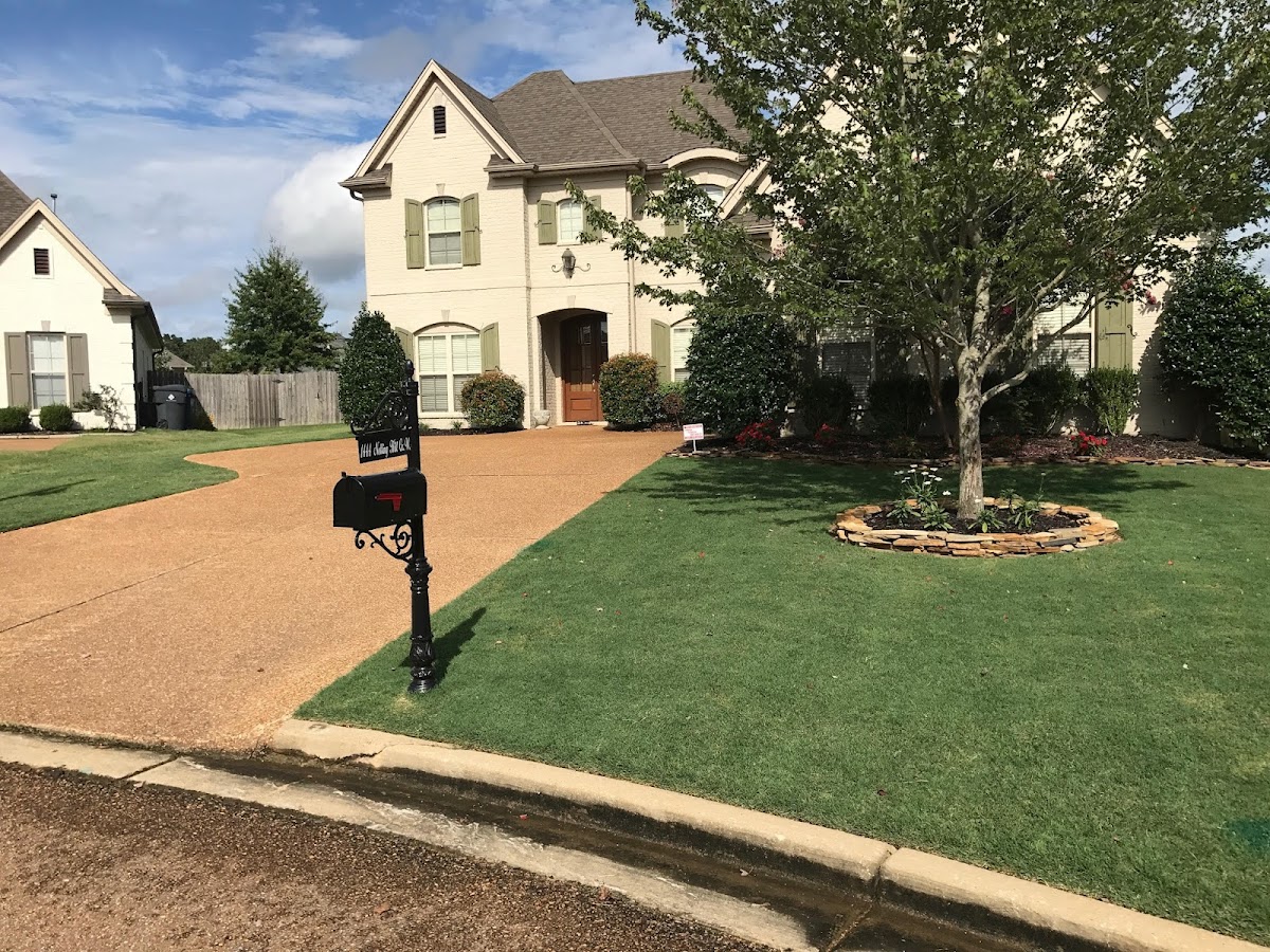 Integrity Lawn Care LLC