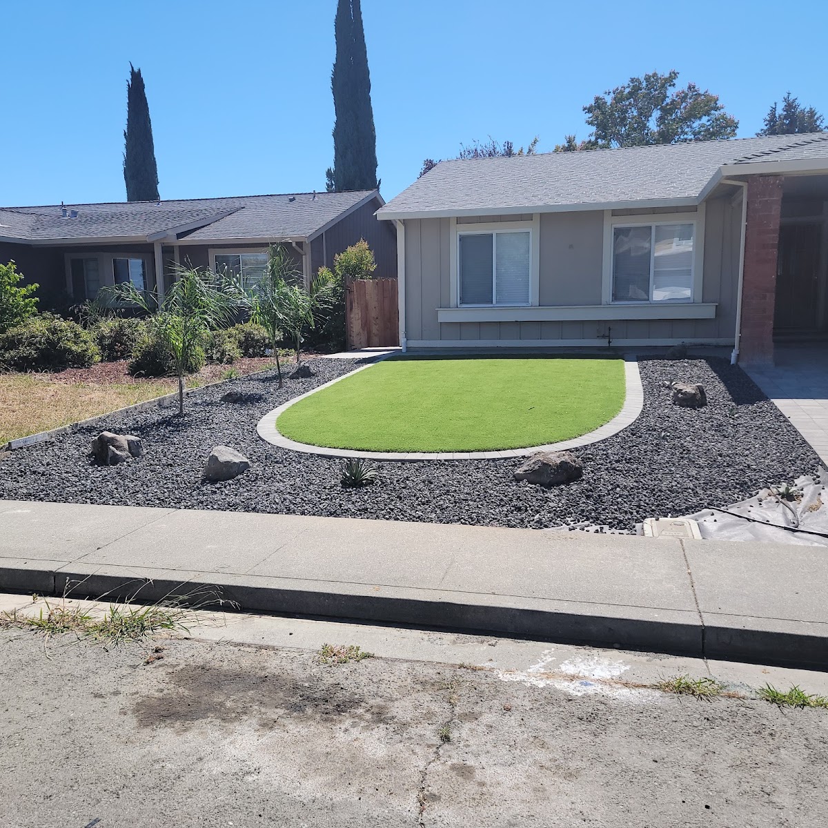 Zoe landscaping