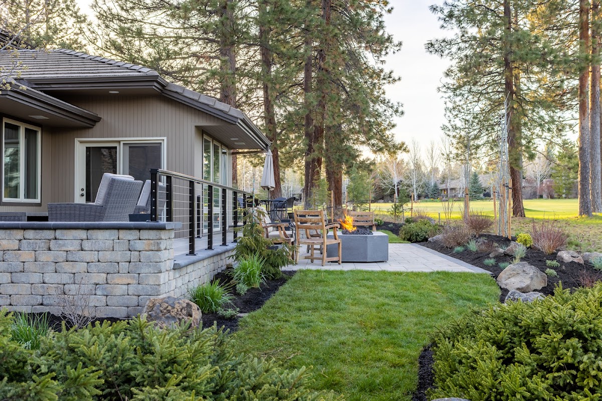 Newport Avenue Landscaping