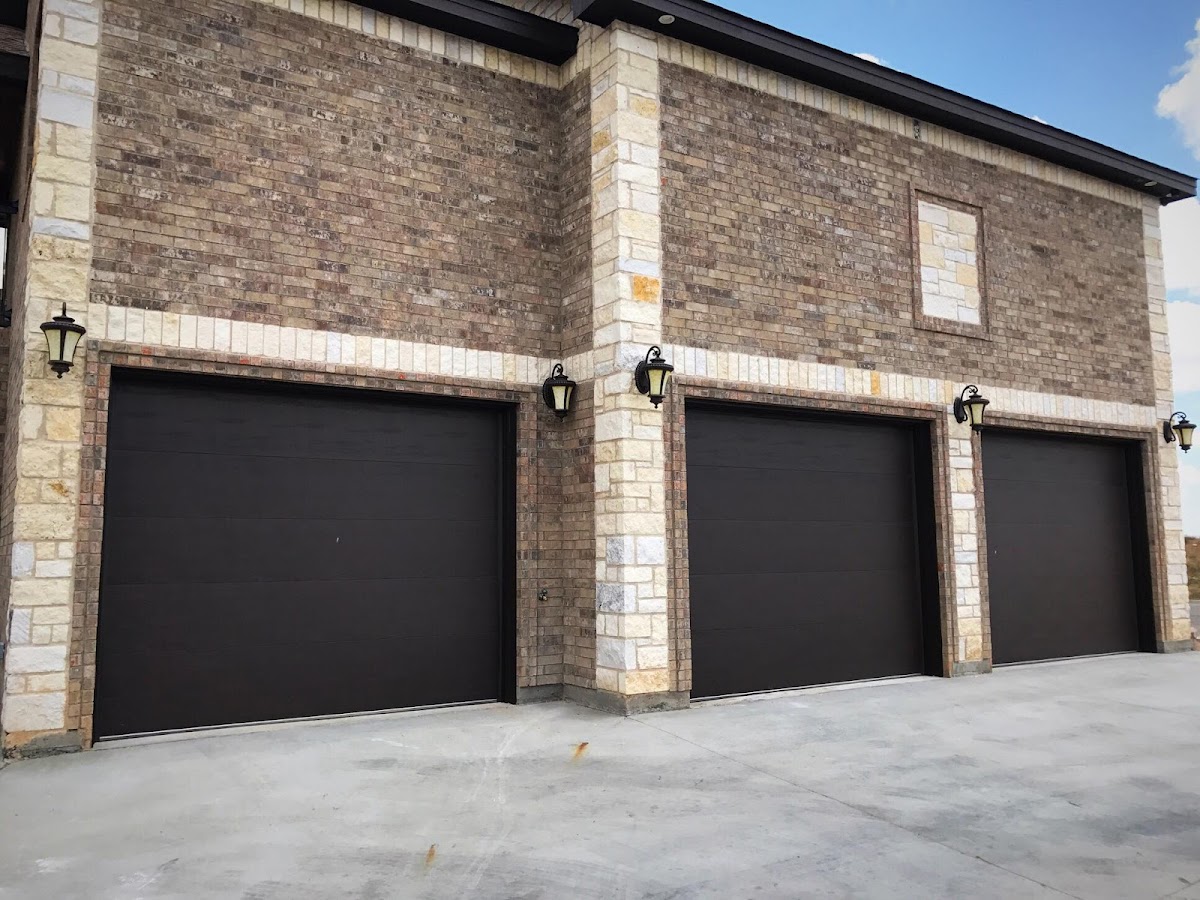 Platinum Overhead Door