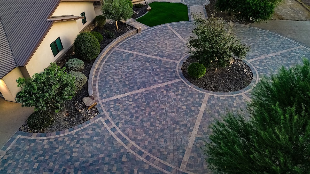KMR Masonry & Landscape LLC