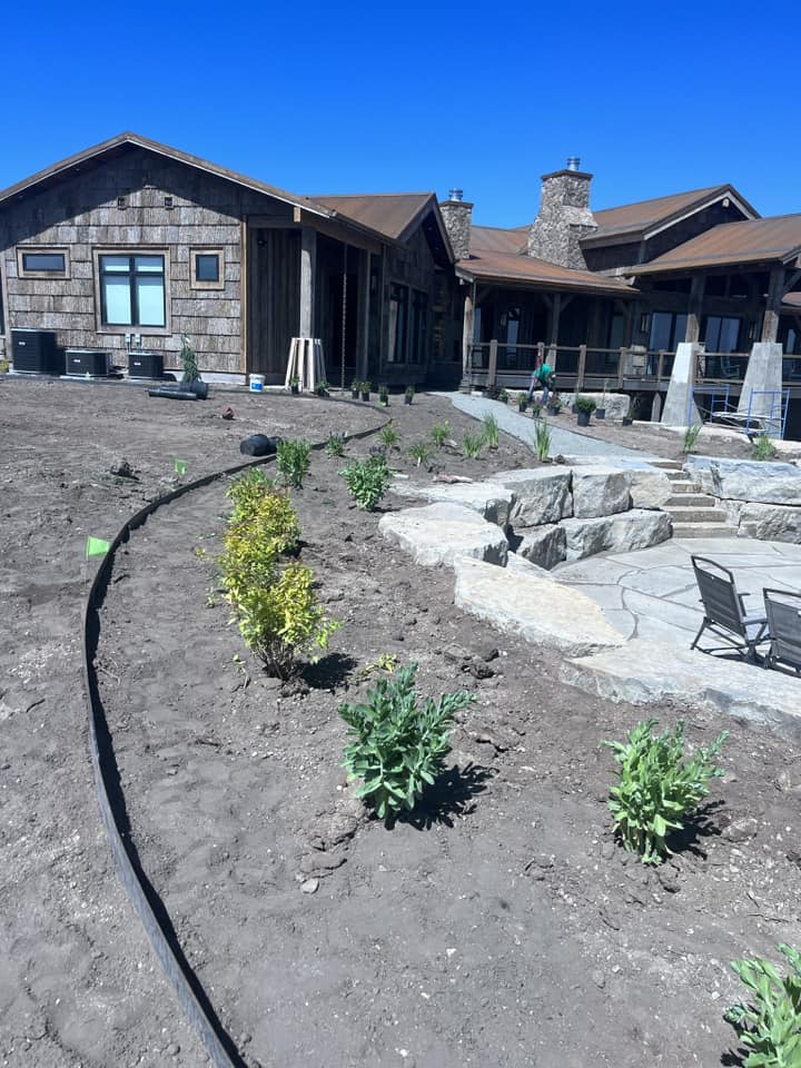 Greenup Lawn, Landscape, & Sprinklers