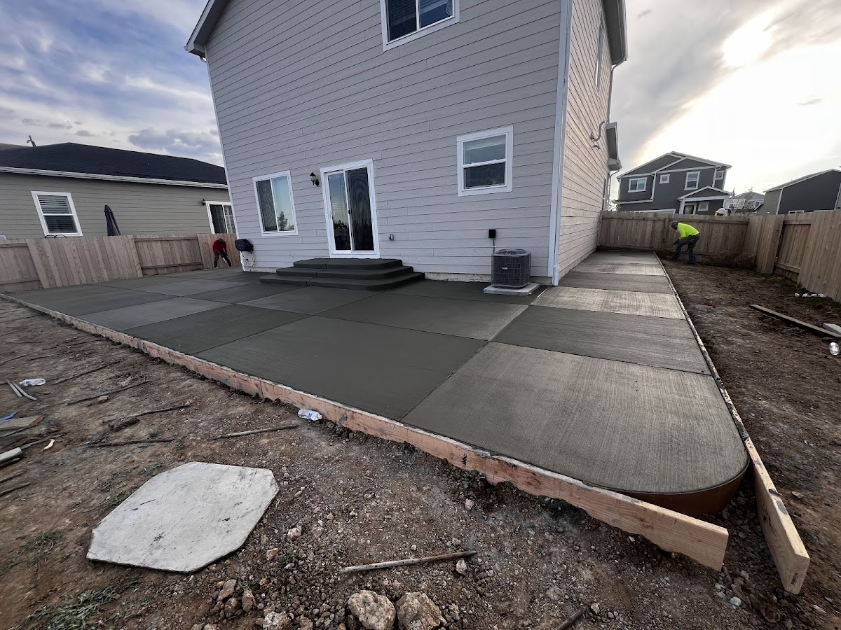D N A Concrete LLC