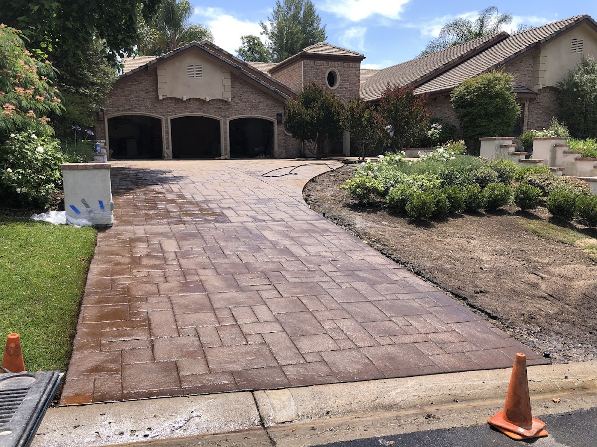 Ruiz Concrete and Pavers