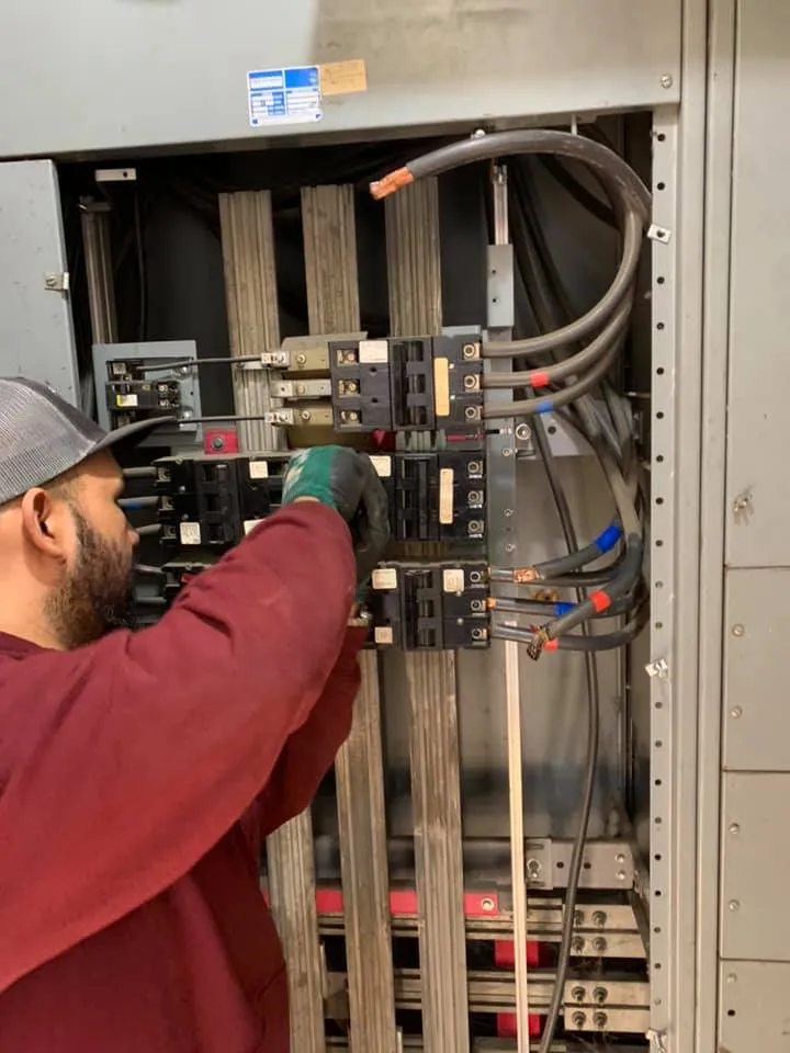 Castle Electric LLC