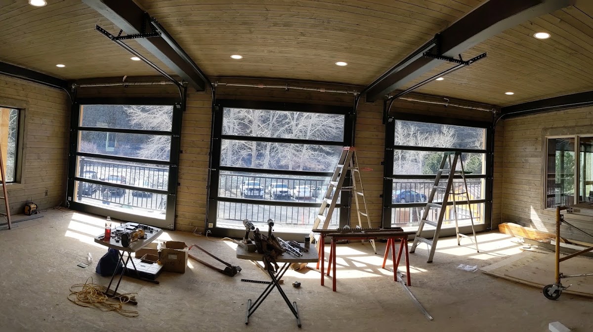 Taylor Door Co Inc
