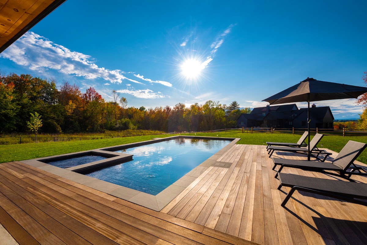 Eastern Aquatics | Gunite Swimming Pool Builders