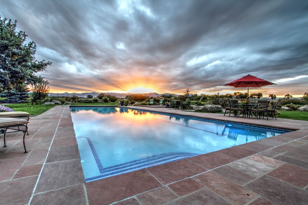 Aquality Pools & Spas