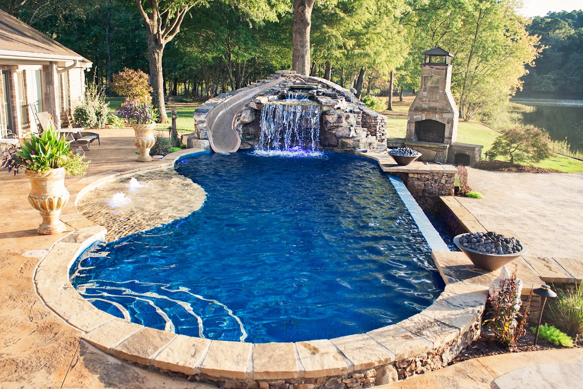 Luxury Pool & Spa Inc