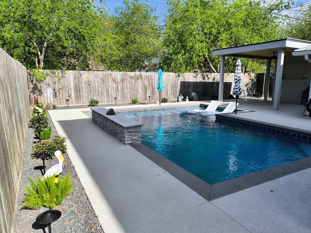 Moreno‘s Pools And Spa