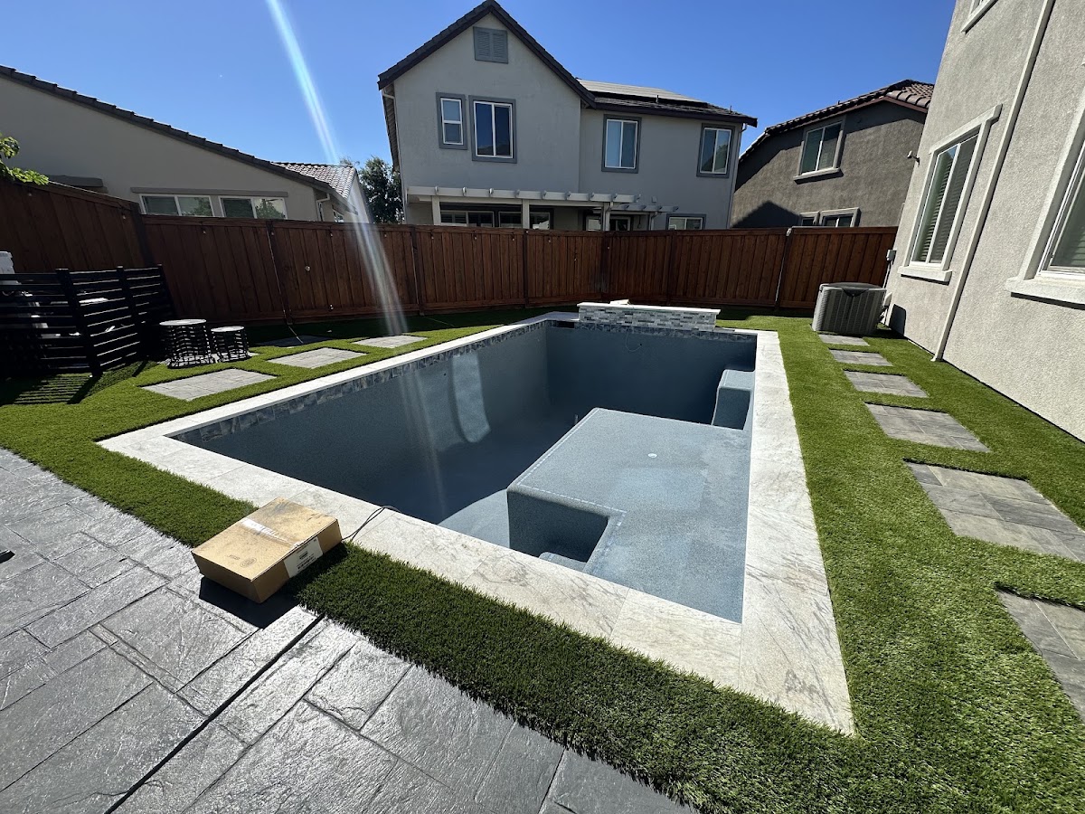 Premier Pools & Spas of East Bay