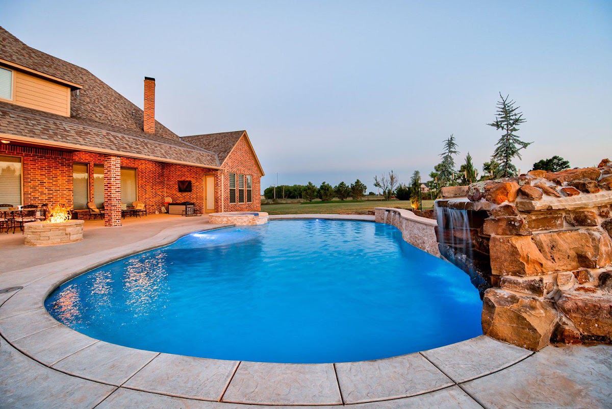 Rose Hill Pools & Builders