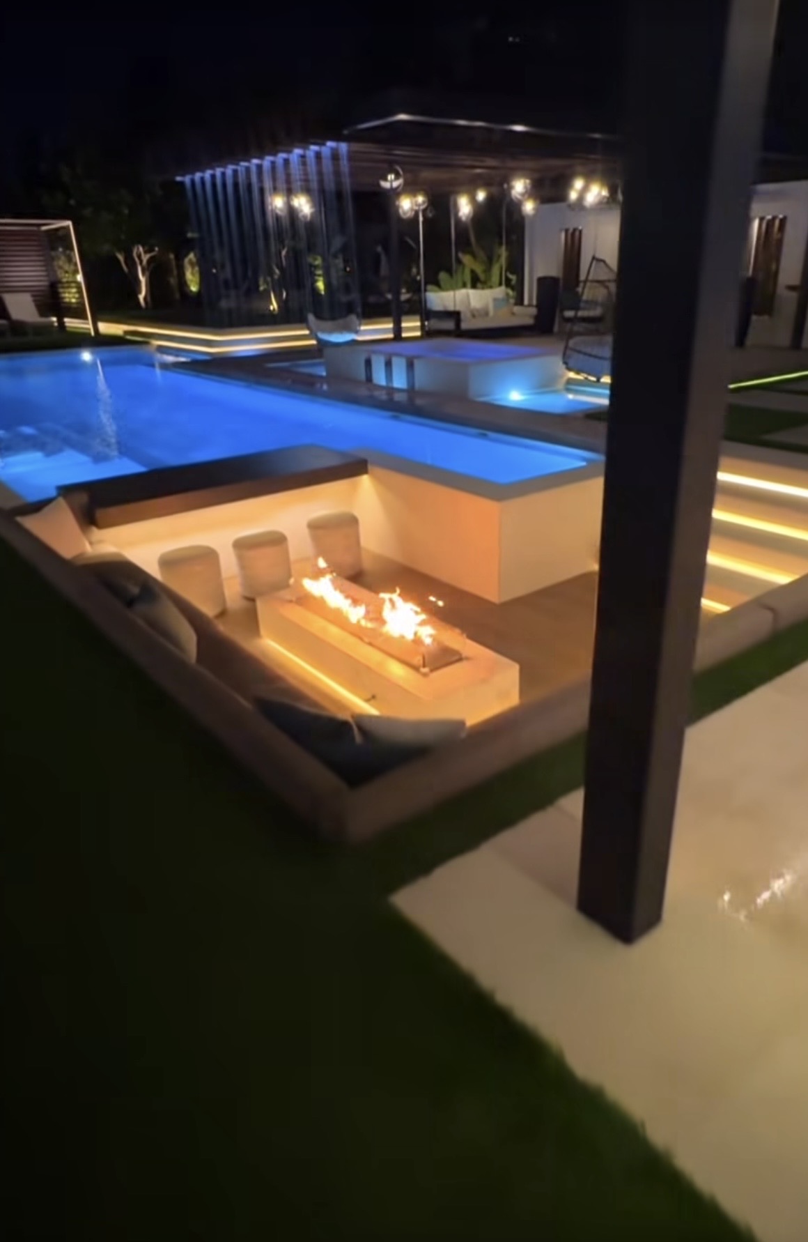 Aqua magic pools