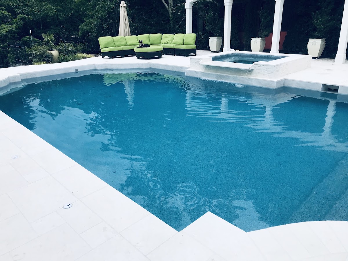 Sundial Pools
