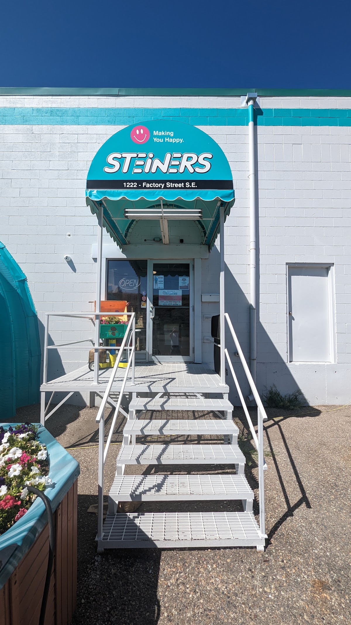 Steiners Hot Tubs & Barbecues