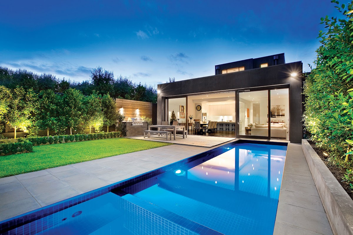 Canadian Pool Maintenance