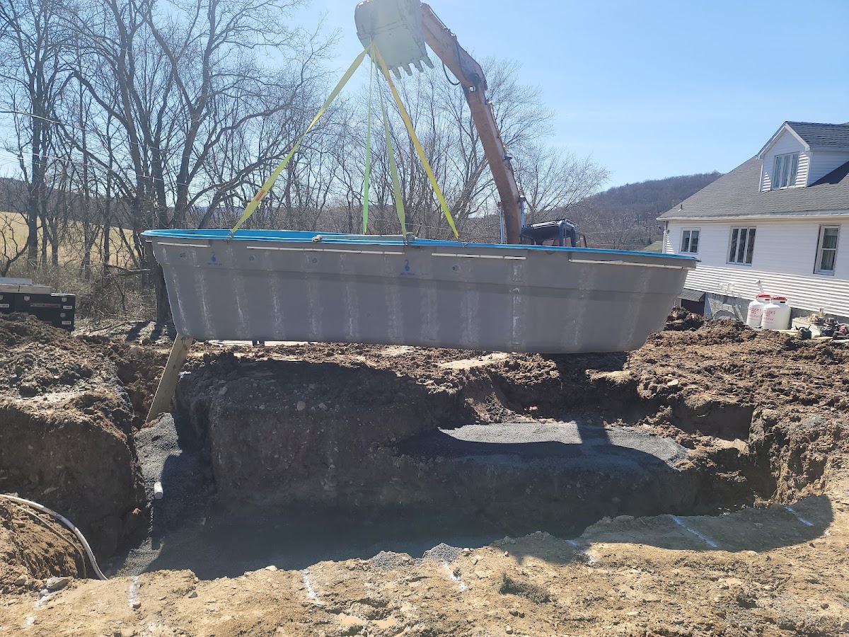 D & L Pools LLC