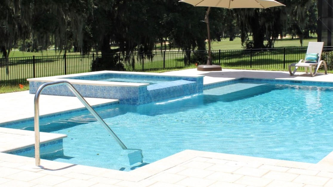 Salvo Pools