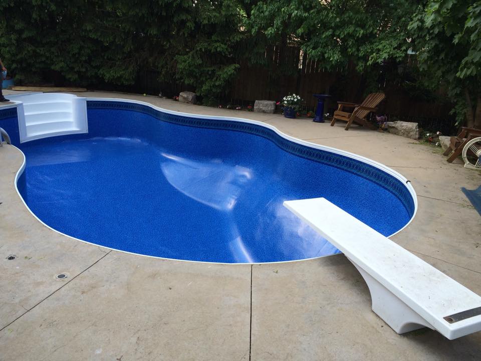 J & J Pool Service Inc